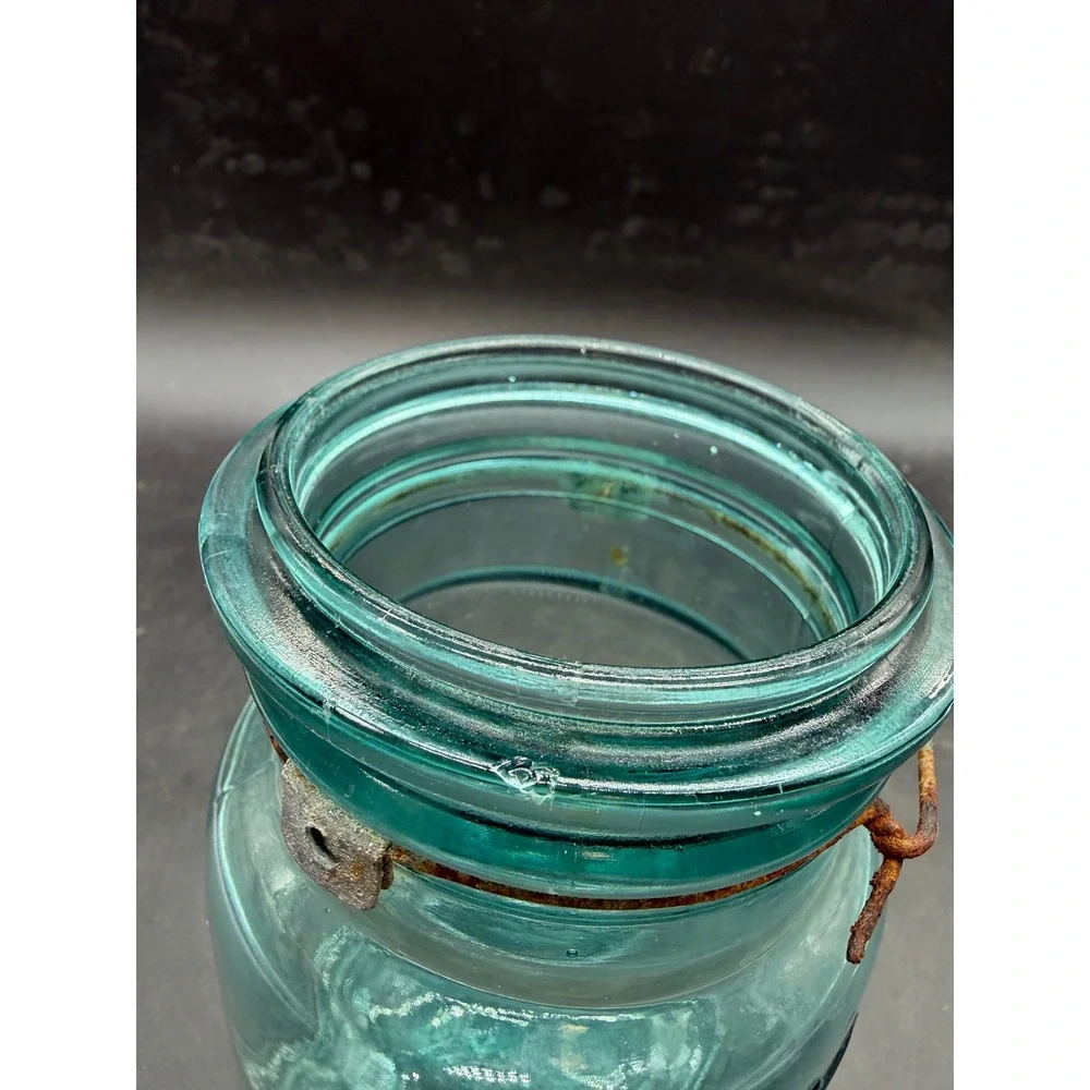 Vintage Ball Ideal Aqua Blue Glass Mason Jar with Wire Bail Patina Antique